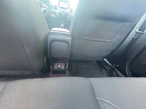 Used 2019 Ford Fiesta SE w/ Equipment Group 201A FWD image 18