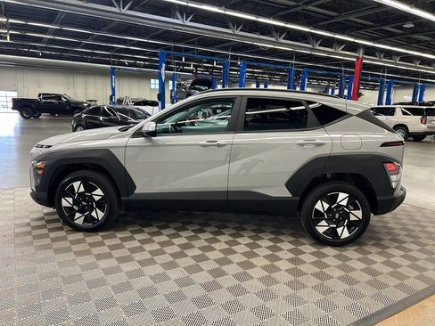 Used 2025 Hyundai Kona SEL AWD/4WD image 8