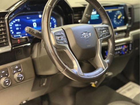 Certified 2022 Chevrolet Silverado 1500 RST AWD/4WD image 21