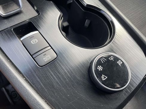 Used 2023 Nissan Rogue SV image 29