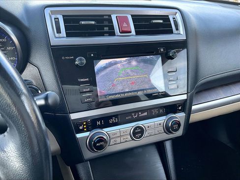 Used 2016 Subaru Outback 2.5i Limited image 19