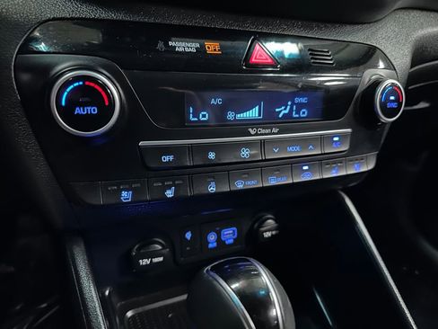 Used 2020 Hyundai Tucson Ultimate w/ Cargo Package image 22