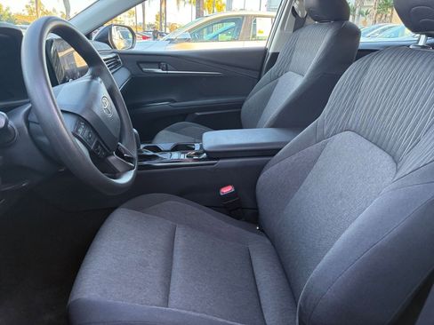 Used 2025 Toyota Camry LE image 25