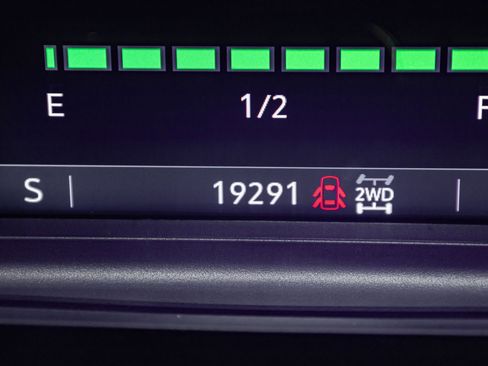 Used 2022 Chevrolet Silverado 1500 LT Trail Boss w/ Bed Protection Package image 20