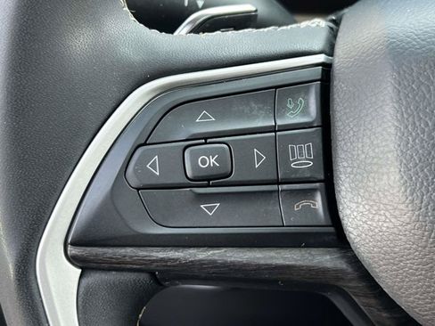 Used 2023 Jeep Grand Cherokee 4WD 4xe image 21