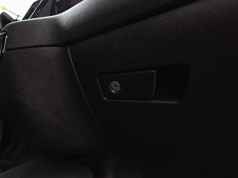 Used 2024 Chevrolet Silverado 3500 LT image 33