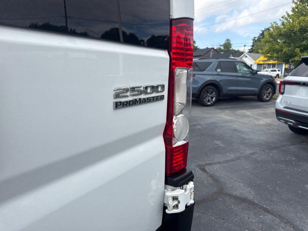 Used 2025 RAM ProMaster 2500 w/ U-Haul Equipment Group FWD image 12