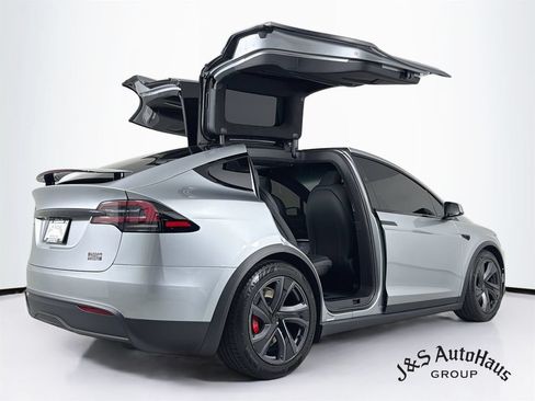 Used 2026 Tesla Model X Plaid AWD/4WD image 7