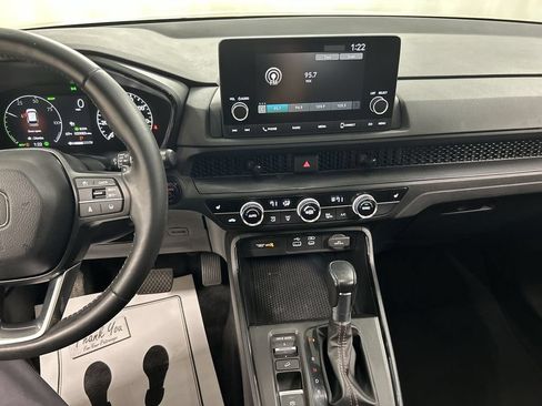 Used 2024 Honda CR-V Sport image 18