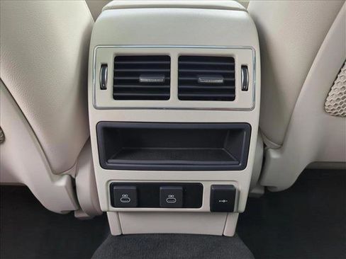 New 2025 Jaguar F-PACE R-Dynamic S image 16