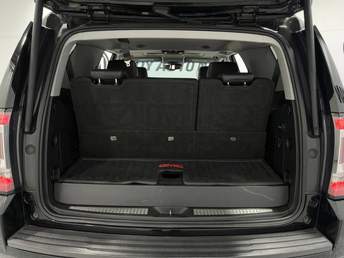Used 2019 GMC Yukon SLT w/ Premium Edition AWD/4WD image 26