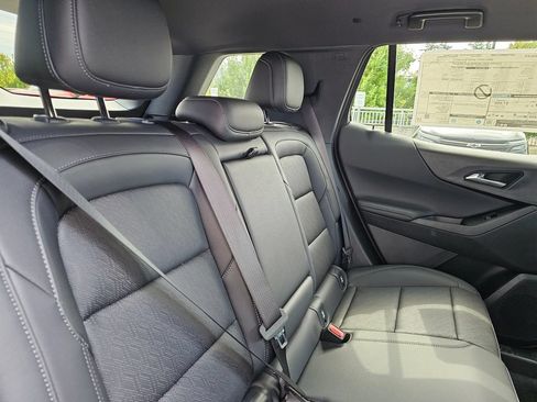 New 2027 Chevrolet Equinox LT w/ Convenience Package II AWD/4WD image 14