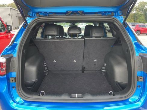Certified 2025 Jeep Compass Latitude image 32