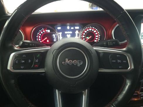Used 2020 Jeep Gladiator Rubicon AWD/4WD image 26