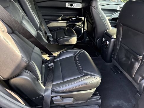 Used 2022 Ford Explorer ST w/ Equipment Group 401A AWD/4WD image 15