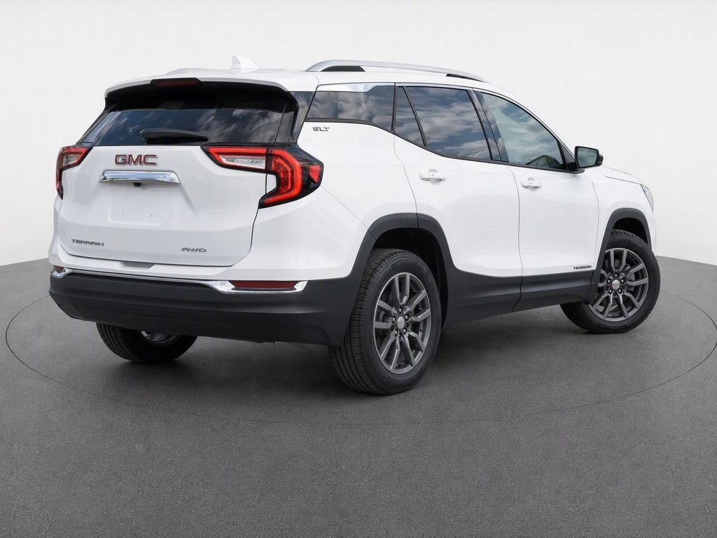 Certified 2024 GMC Terrain SLT AWD/4WD image 3