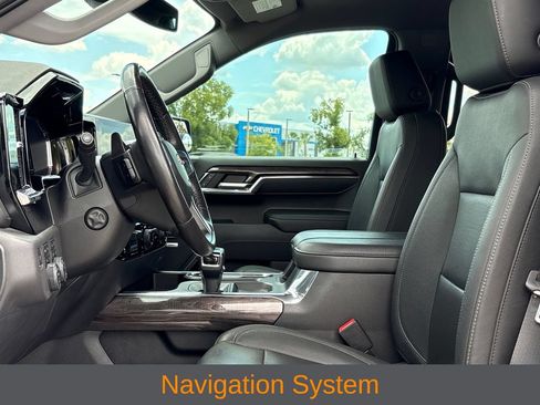 Used 2023 Chevrolet Silverado 1500 LTZ w/ LTZ Convenience Package II AWD/4WD image 4