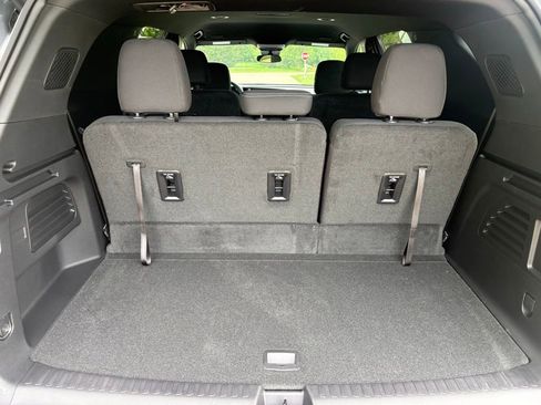 New 2026 Chevrolet Traverse LT w/ LPO, Floor Liner Package FWD image 47