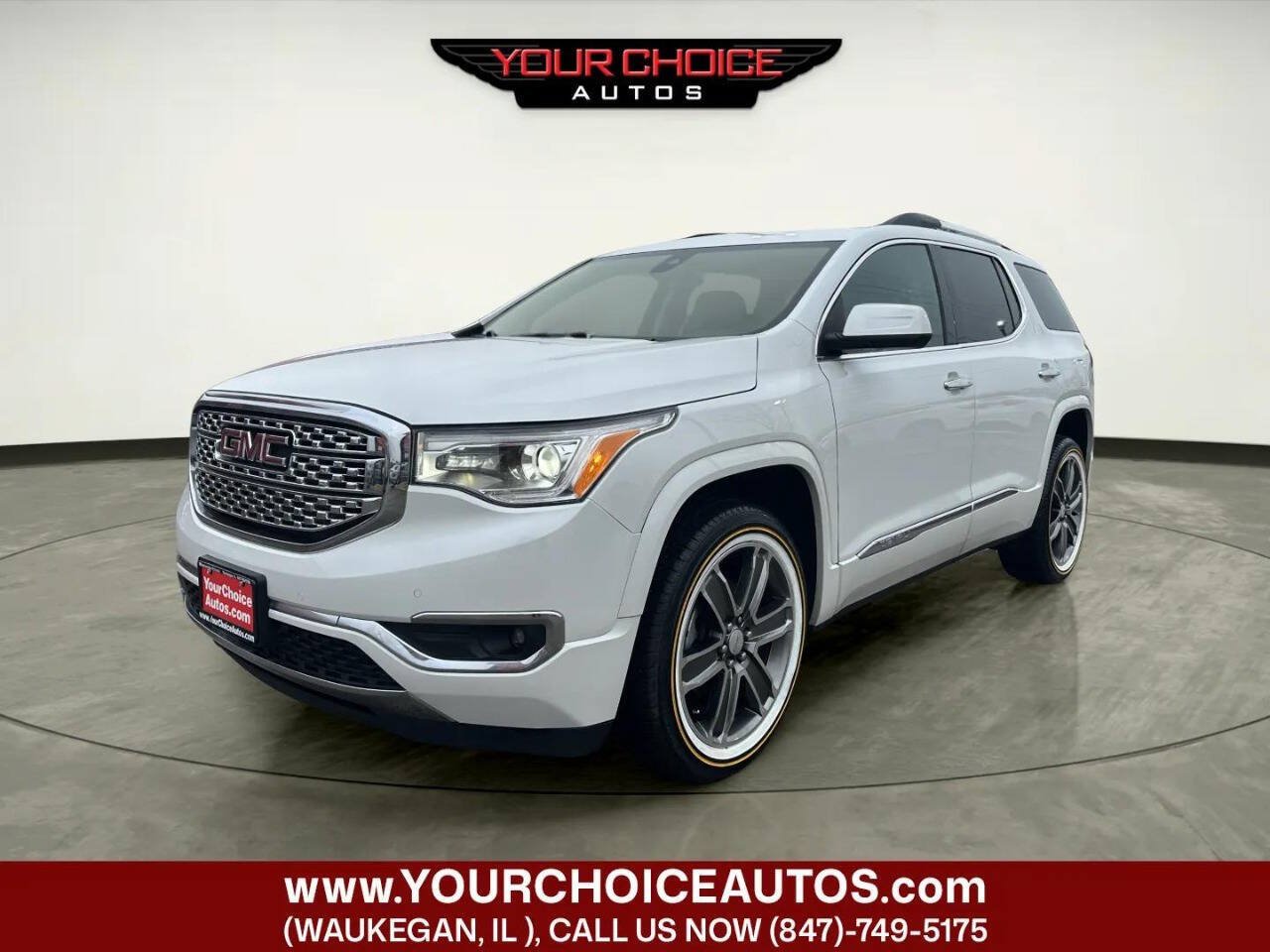 Used 2019 GMC Acadia Denali AWD/4WD image 1