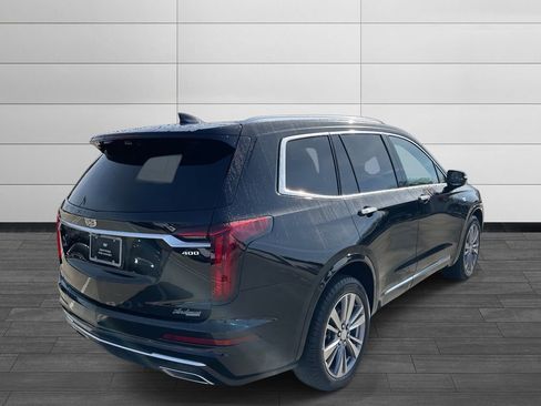 Certified 2025 Cadillac XT6 Premium Luxury w/ Platinum Package image 5