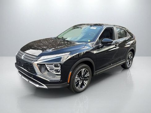 Used 2024 Mitsubishi Eclipse Cross SE image 3