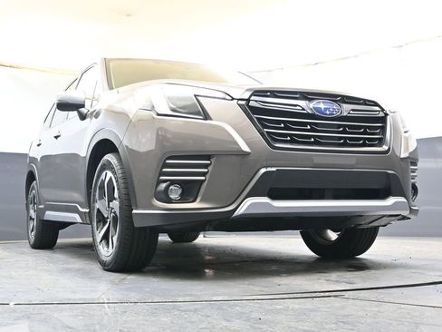 Used 2023 Subaru Forester Touring AWD/4WD image 36