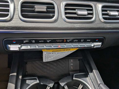 New 2026 Mercedes-Benz GLS 450 4MATIC image 27