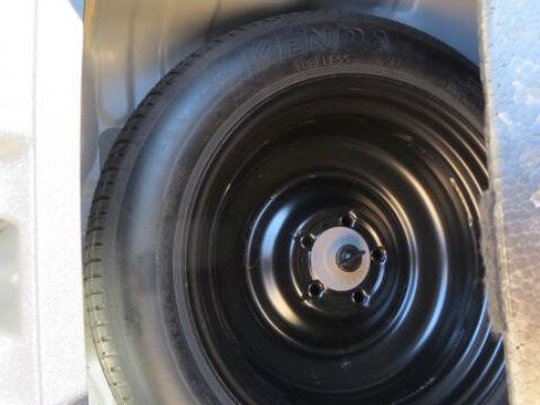 Used 2025 Honda HR-V Sport image 22