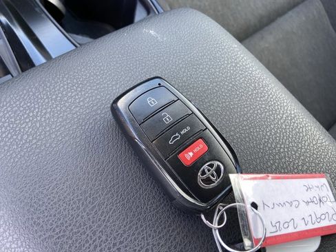 Used 2025 Toyota Camry LE image 43