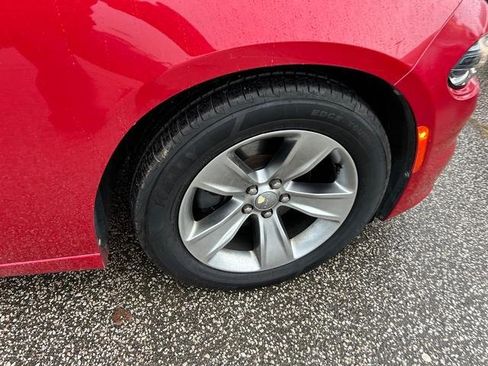 Used 2015 Dodge Charger SXT image 33