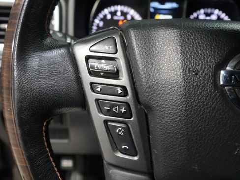 Used 2018 Nissan Titan Platinum Reserve w/ Platinum Utility Package image 38