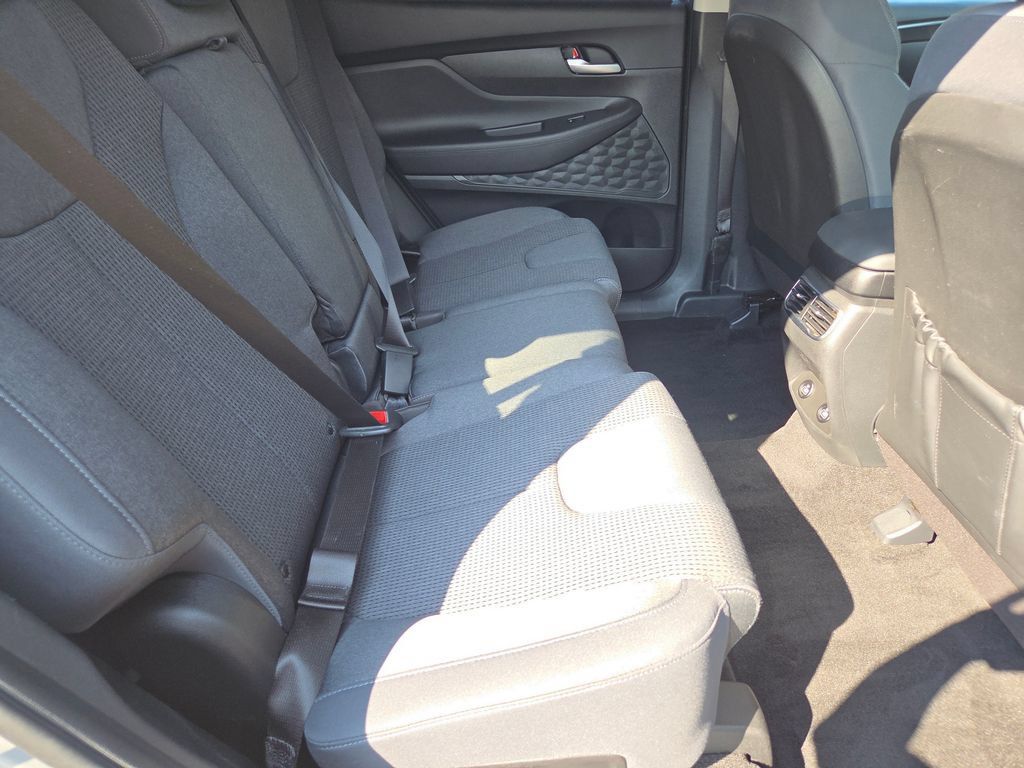 Used 2021 Hyundai Santa Fe SEL w/ Convenience Package AWD/4WD image 5