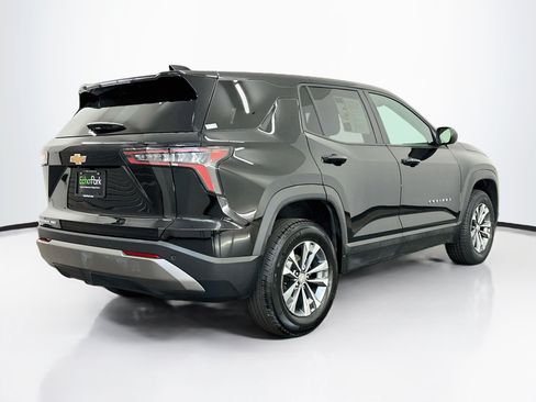 Used 2025 Chevrolet Equinox LT AWD/4WD image 9