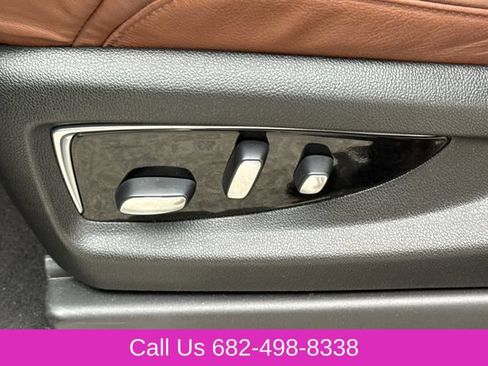 Used 2020 Cadillac Escalade Premium Luxury AWD/4WD image 22