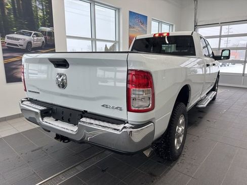 Used 2024 RAM 3500 Big Horn AWD/4WD image 5