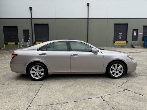 Used 2007 Lexus ES 350 FWD image 2
