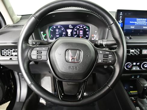 Used 2025 Honda Accord EX-L image 13