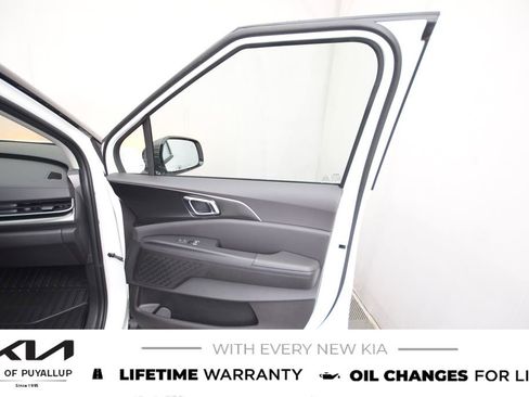 New 2026 Kia Carnival SX image 15