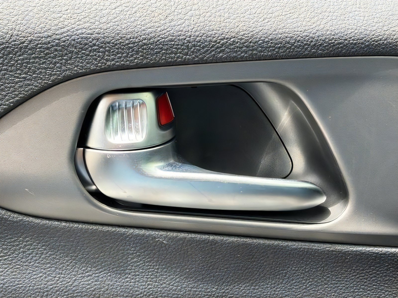 New 2027 Chrysler Pacifica Select FWD image 20