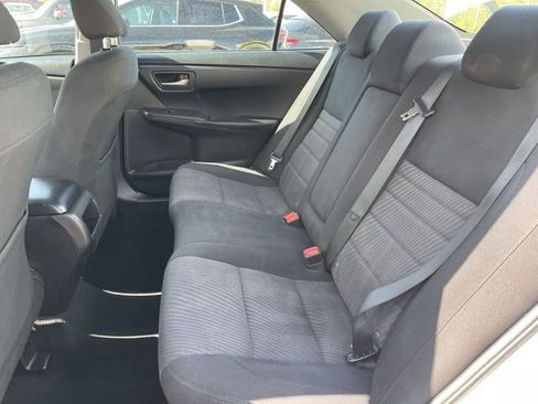 Used 2016 Toyota Camry LE FWD image 21