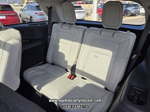 New 2026 Lincoln Aviator Reserve image 9