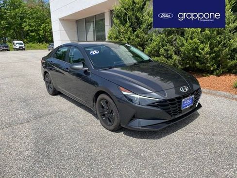 Used 2022 Hyundai Elantra SEL w/ Convenience Package FWD image 1
