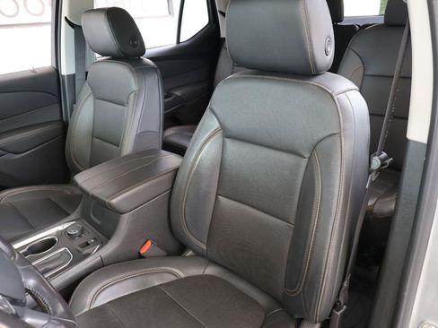 Used 2020 Chevrolet Traverse Premier w/ Redline Edition FWD image 20
