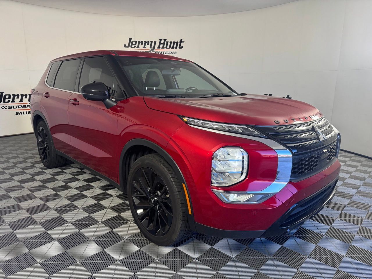 Used 2024 Mitsubishi Outlander SE FWD image 6