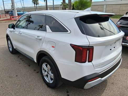 New 2026 Kia Sorento LX image 5