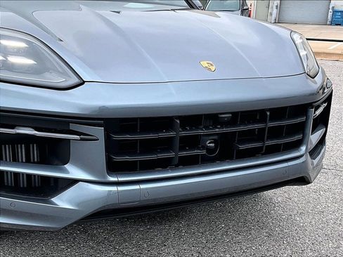 New 2026 Porsche Cayenne S AWD/4WD image 23