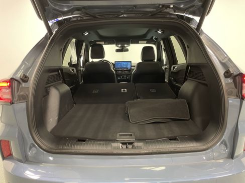 Used 2024 Ford Escape ST-Line Elite image 28