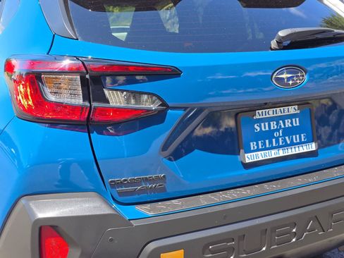 Certified 2024 Subaru Crosstrek 2.5i Wilderness w/ Crosstrek Mirror Package AWD/4WD image 7