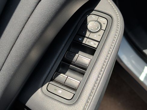 Used 2026 Lexus TX 350 AWD w/ Technology Package image 9