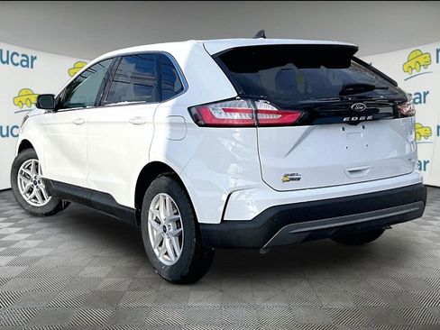 Used 2022 Ford Edge SEL image 4